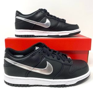 Nike Dunk Low Women’s Sneakers